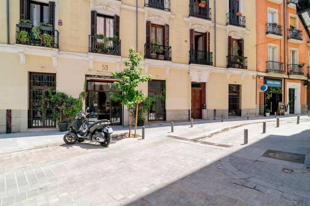 Apartamento Caprichoso Loft junto Teatro Real - Madrid Centro by Batuecas Exterior foto